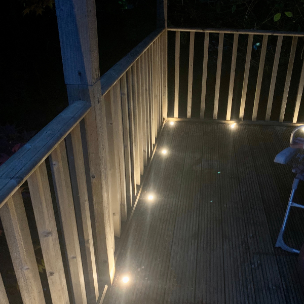 éclairage terrasse en bois